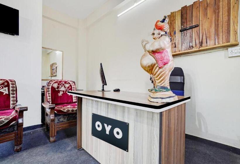 Oyo Hotel B Shiv Ji