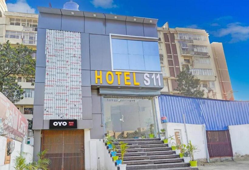 Oyo Hotel S 11