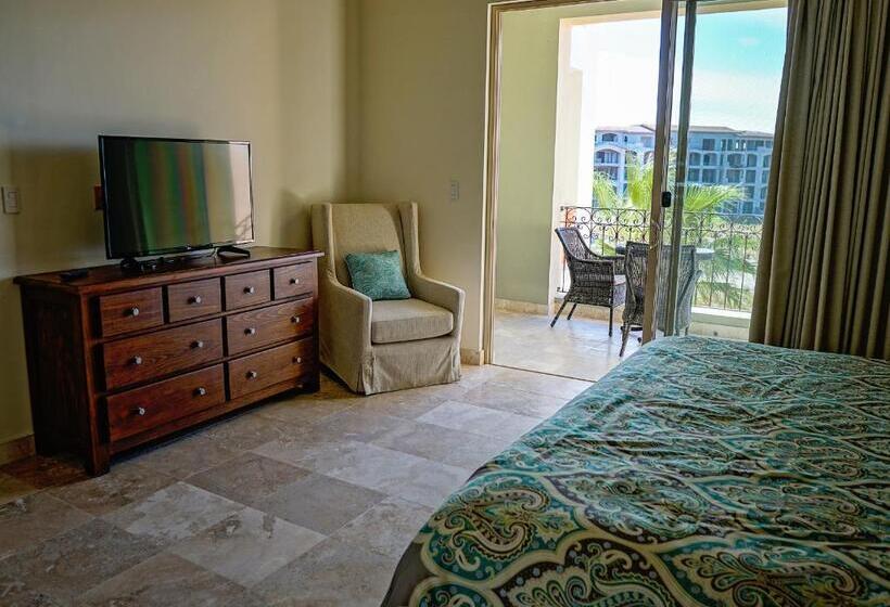 Paraiso Del Mar Condominiums