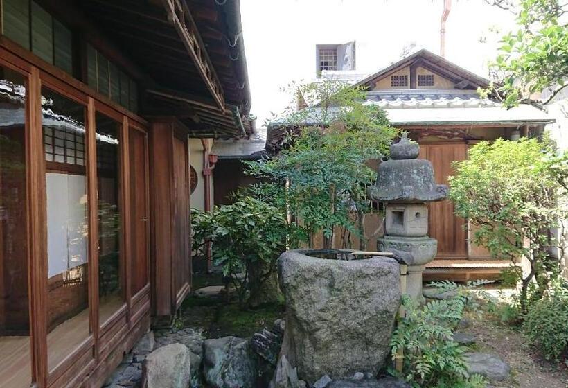 بنسيون 蔵の宿 櫻林亭