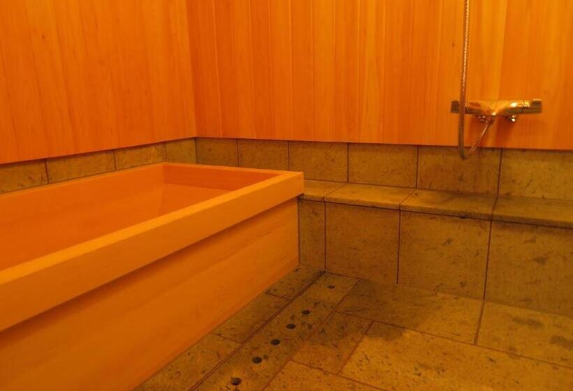 بنسيون 蔵の宿 櫻林亭