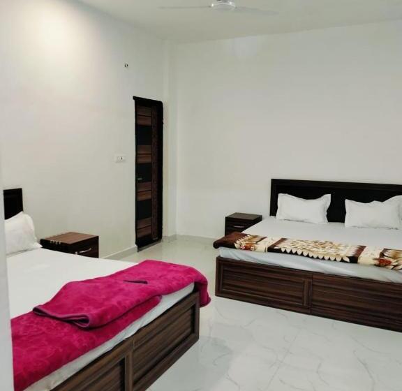 膳宿费 Banke Bihari Guest Inn