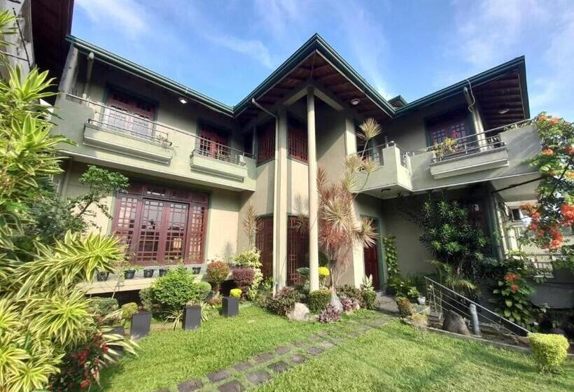 ペンション Bellwood Residence