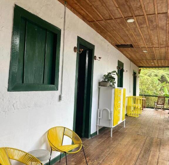 ペンション Bosque De Niebla