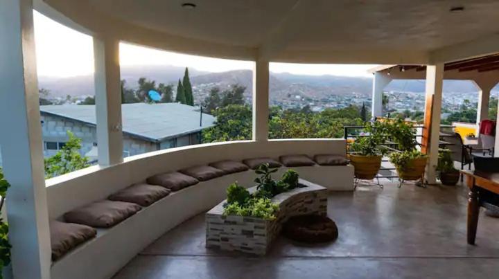 פנסיון Casa María