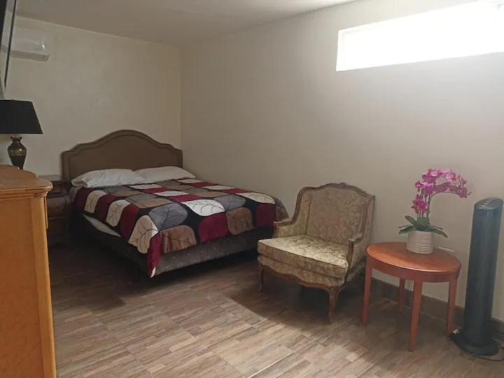 פנסיון Casa María