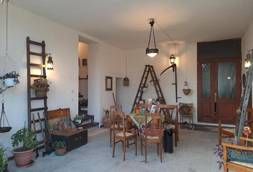 پانسیون Casale Crisanti