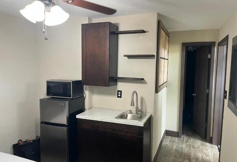 פנסיון Cozy Studio Apartment With Private Entrance And Patio