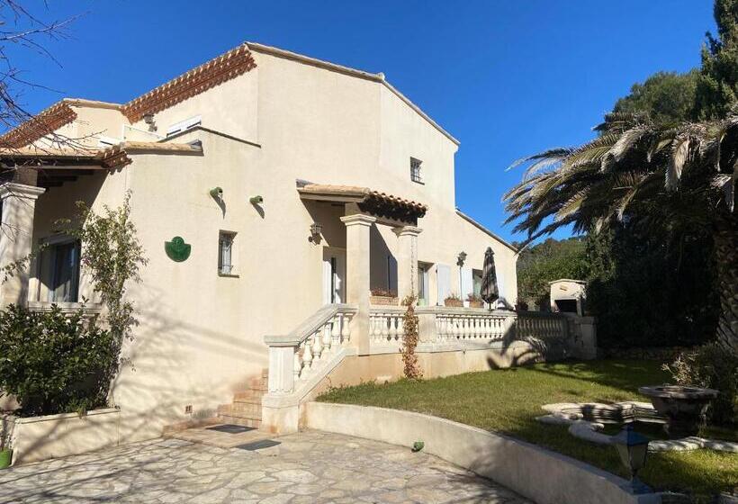 펜션 Deux Chambres Dans Villa Proche De La Plage