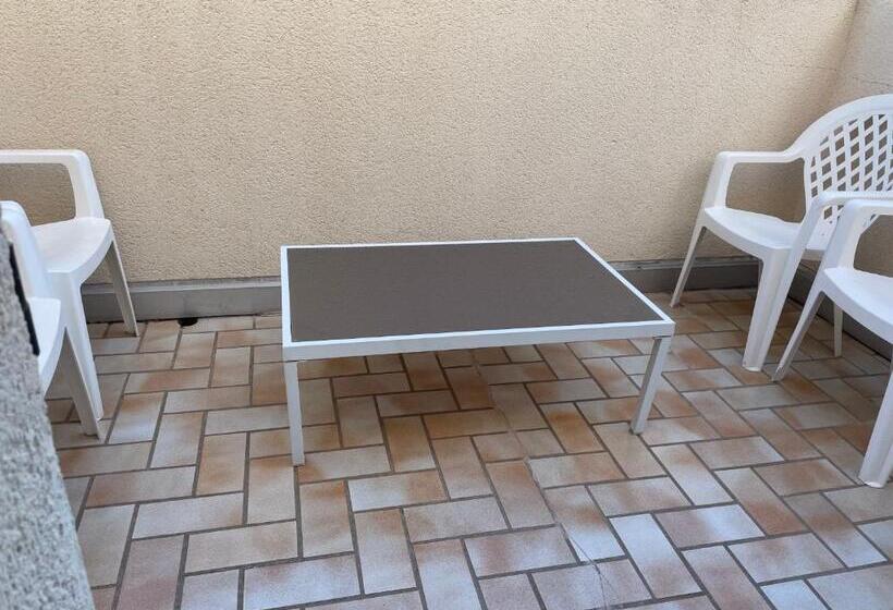 펜션 Deux Chambres Dans Villa Proche De La Plage