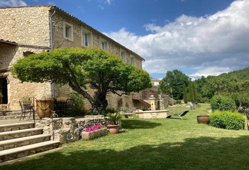 Пансион Domaine De Piedmoure, Gîte Parme 2 Chambres, Piscine, Terrasse Privée