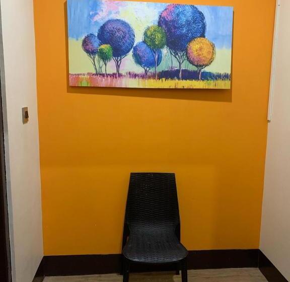 펜션 Eastwood Guest House