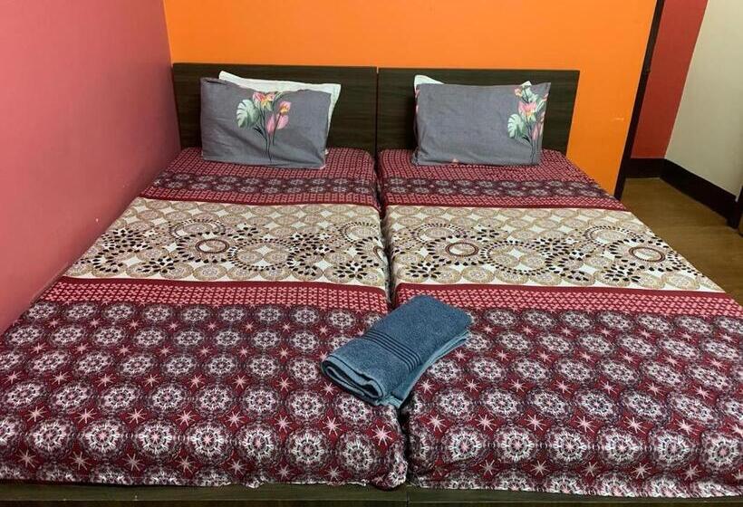 펜션 Eastwood Guest House