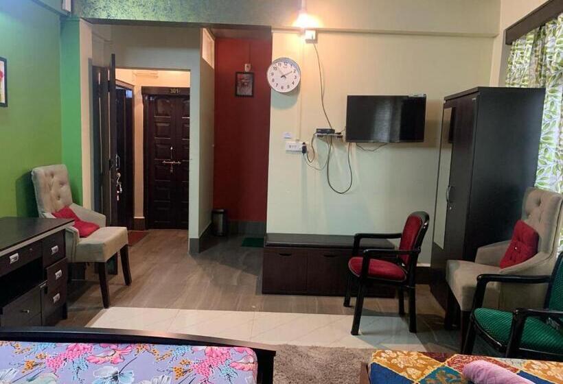 펜션 Eastwood Guest House