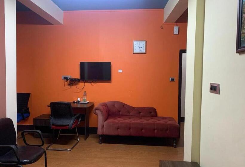 펜션 Eastwood Guest House