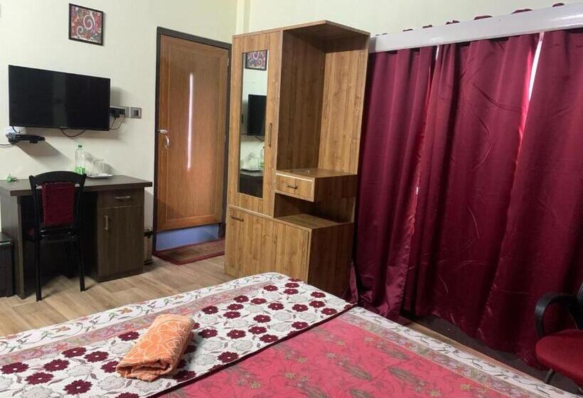 펜션 Eastwood Guest House