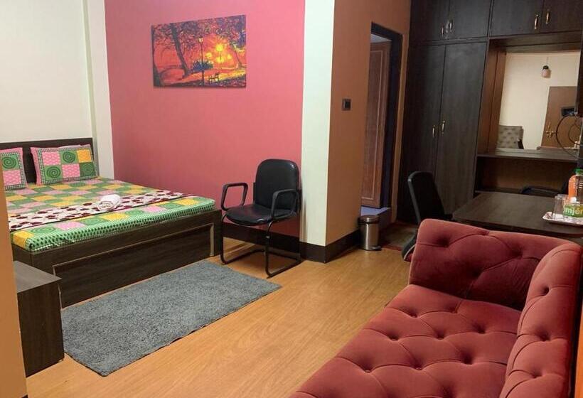 펜션 Eastwood Guest House