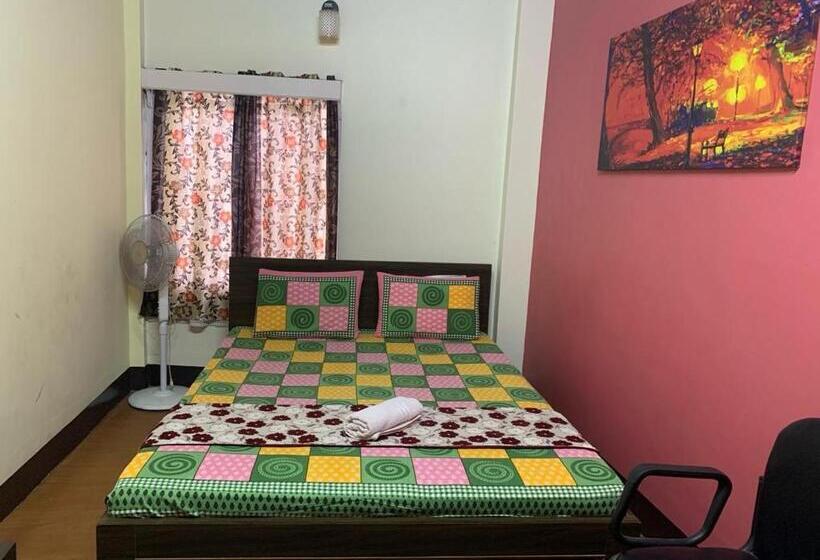 펜션 Eastwood Guest House