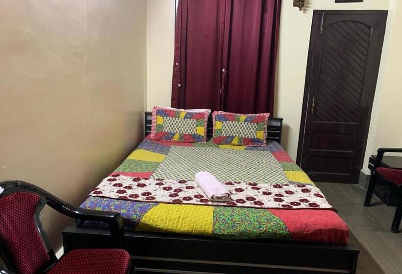 펜션 Eastwood Guest House