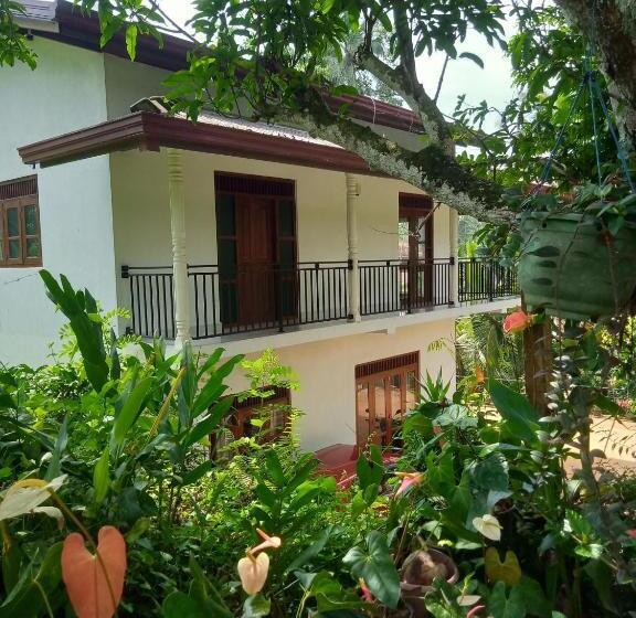 Пансион Evi S Place