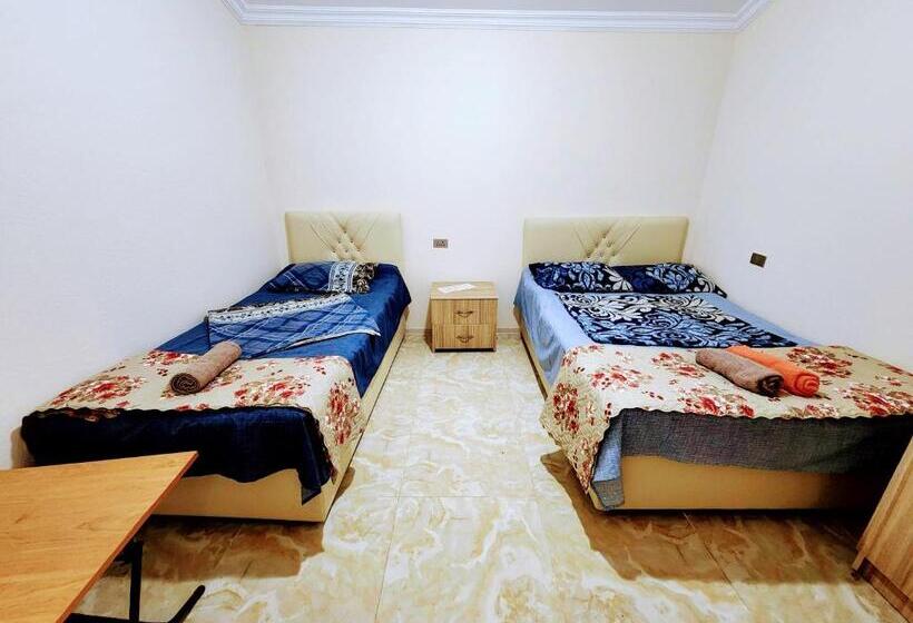 پانسیون Guest House Nona