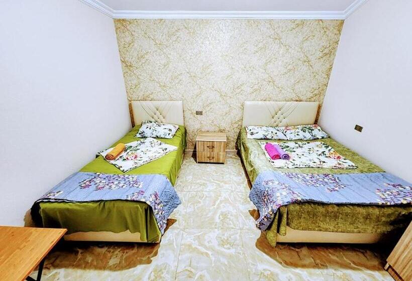 پانسیون Guest House Nona