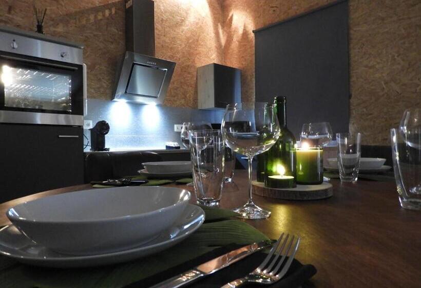 פנסיון Hors Du Temps