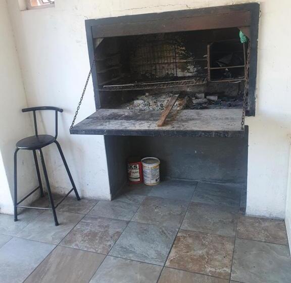 פנסיון Ludinz Guest House