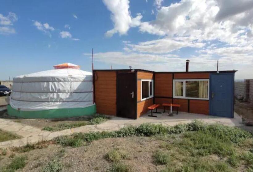 پانسیون Majestic Gobi