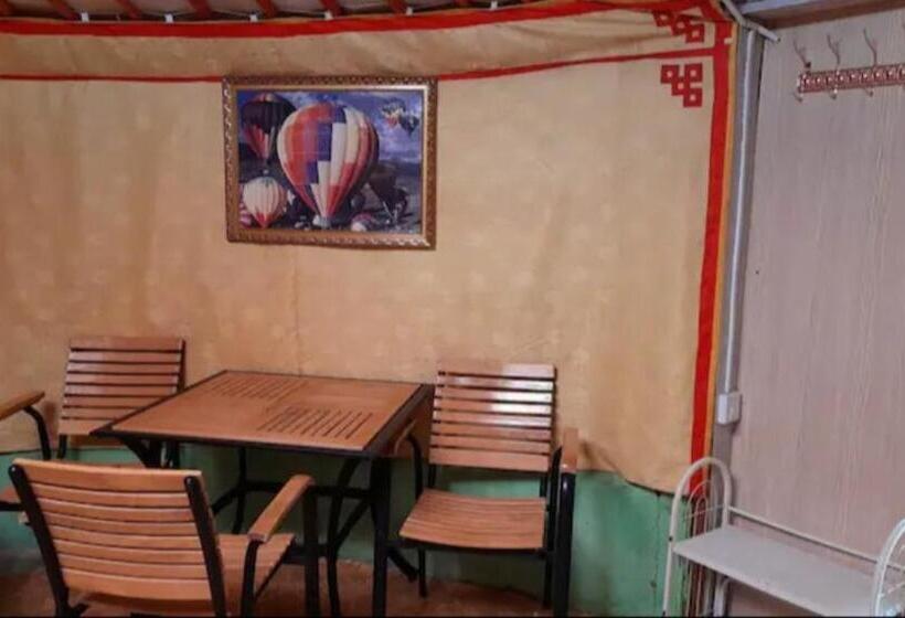 پانسیون Majestic Gobi