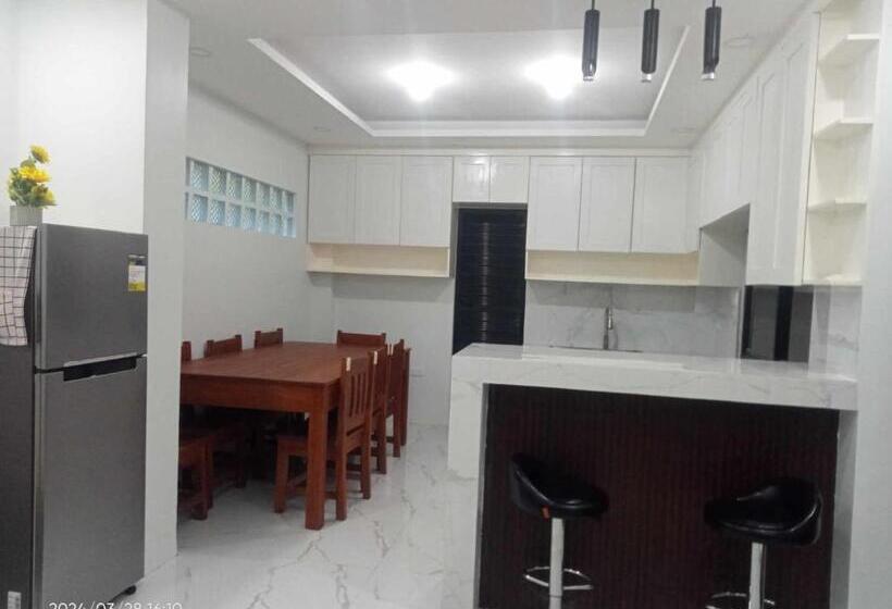 펜션 Manel Guest House