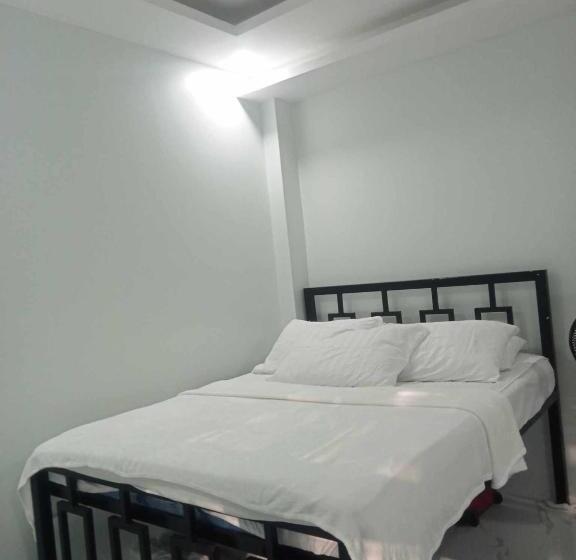 펜션 Manel Guest House