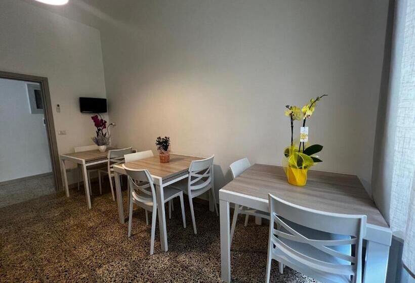 פנסיון Mari & Monti Affittacamere