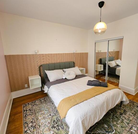 بنسيون Ottawa Downtown Cozy Guesthouse