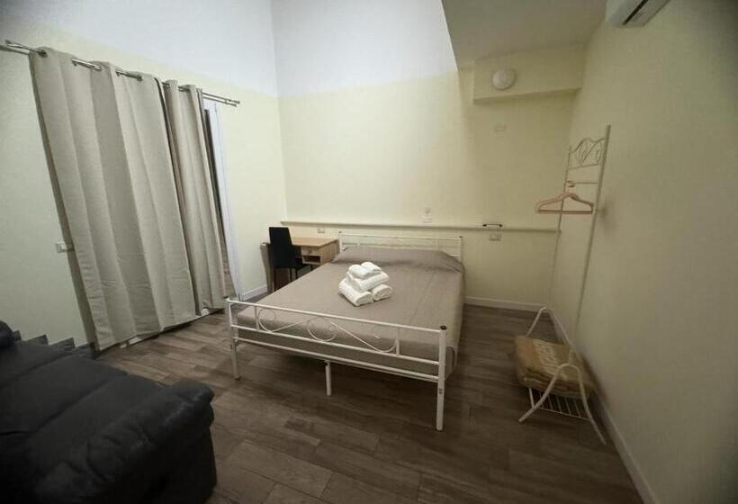 פנסיון Park 20 Guest House