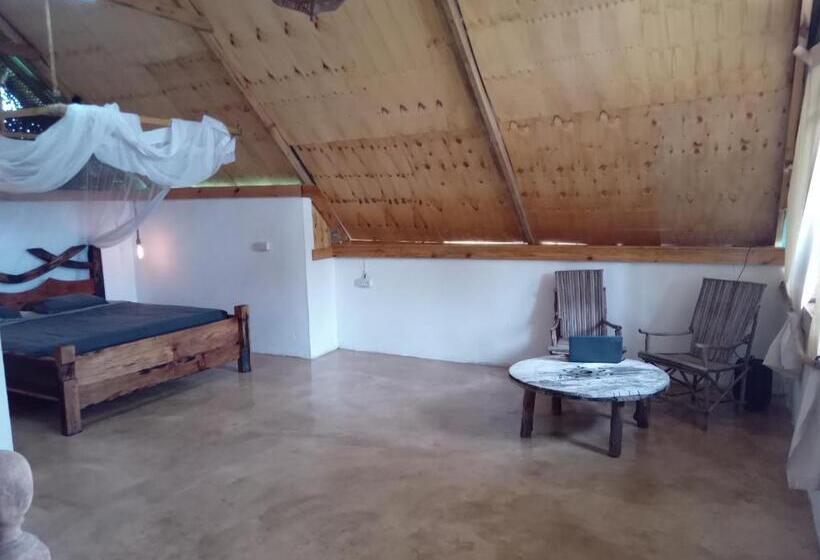 پانسیون Pongwe Eco Lodge And Kitten Paradise