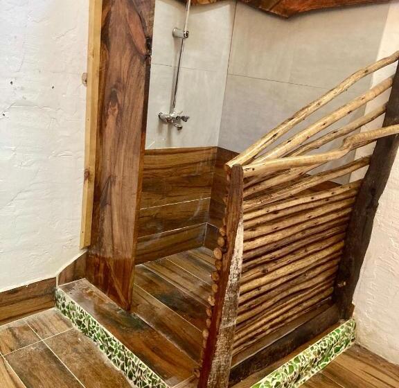 پانسیون Pongwe Eco Lodge And Kitten Paradise