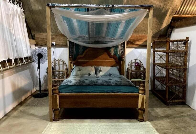 پانسیون Pongwe Eco Lodge And Kitten Paradise