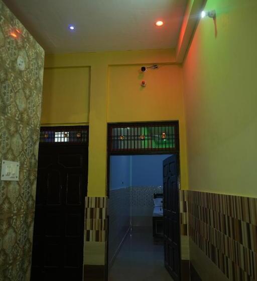 펜션 Raj Residency