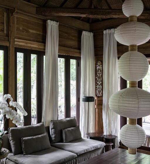 פנסיון Umah Cengkeh Villa