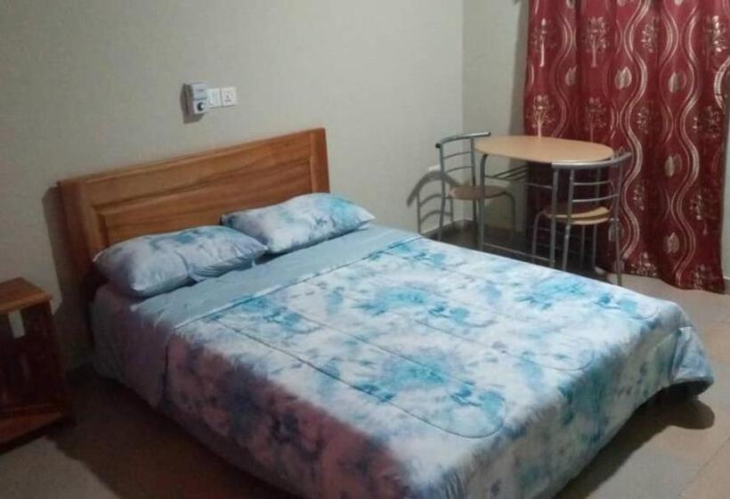 پانسیون Villa At Grace