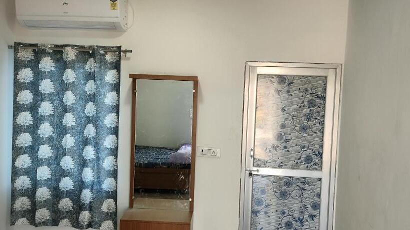 Priyanka Hotel & Restaurant Khatushyam Ji