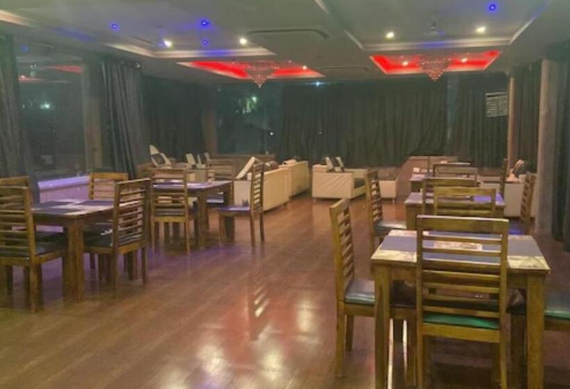 منتجع Rani Baagh