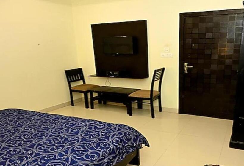 منتجع Rani Baagh