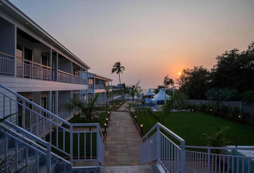 Курорт The Kimaya By The Sea