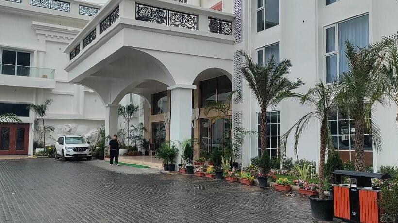 The Grand Casa Hotel Banquet Spa