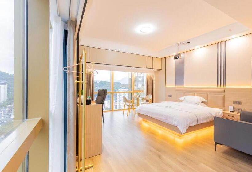 柒米居酒店(张家界城市中心店)