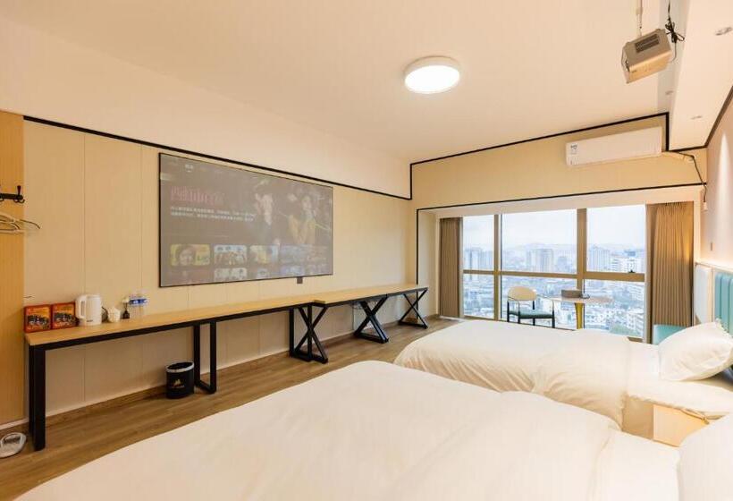 柒米居酒店(张家界城市中心店)