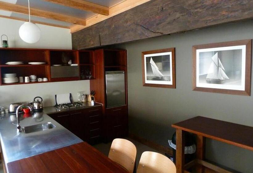 فندق صغير Leigh Sawmill Accomodation
