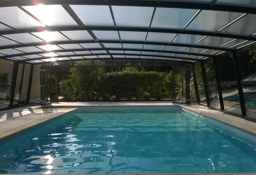 مبيت وإفطار A L Orée Du Bois